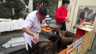 宙を舞う炒飯！ パート3　拝みチャーハン！！