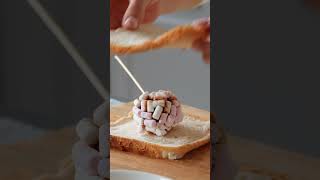 Toasts aux fraises sur bâtonnet 🍡🍓 #food #recette #dessert #recipe #fraise #strawberry