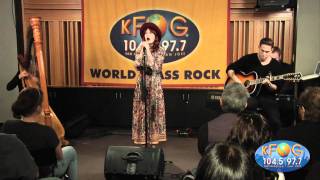 Florence and the Machine - Shake it Out (Live at KFOG Radio)