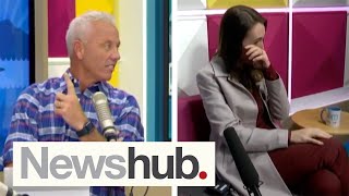 Jacinda Ardern cries with laughter over Mark Richardson's hilarious cramp moment | Newshub