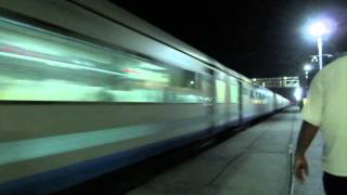 12010 Ahmedabad Mumbai Shatabdi Exp thrashes Dahanu Road at 120kmph!!