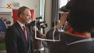 Minister Henk Kamp krijgt TechniekPact