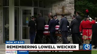 Former Gov. Lowell Weicker laid to rest