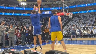 Steph Curry and Klay Thompson training shooting before the game