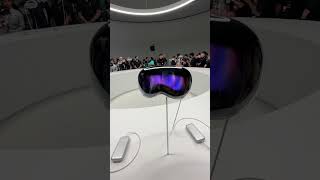 Apple Vision Pro - FIRST LOOK!