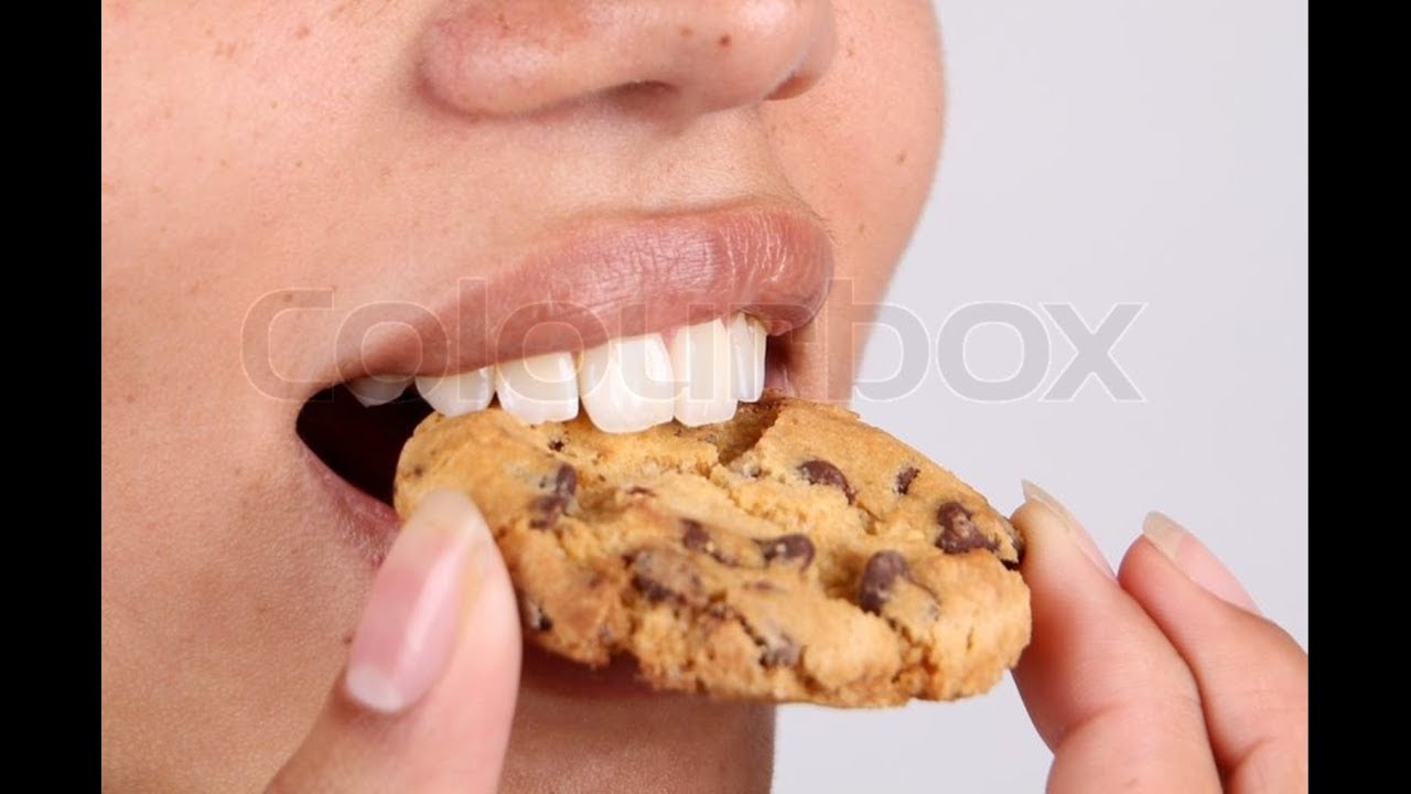 Cookie Eating Sound Effect Youtube