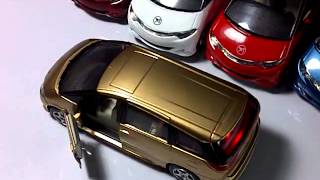 Toyota Estima  1:32 Die Cast(Light\u0026Sound).3GP