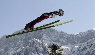 Мой первый прыжок на лыжах с трамплина. Miss ski my first jump at the ski jumping.