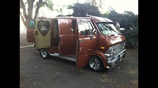 custom 70's street van show