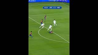 Lionel Messi vs Real Madrid (2011)