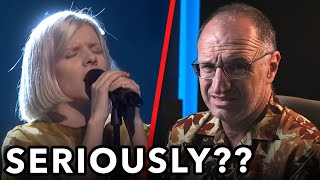 Vocal Coach Analysis: AURORA sings "Runaway", live at the 2015 Nobel Peace Prize Concert