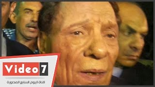 بالفيديو.. عادل إمام فى عزاء سعيد صالح: "فقدت صديق العمر"