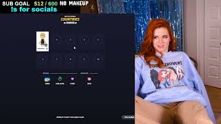 COZY SWEATER VIBES | AMOURANTH #amouranth #clips #funny #twitch #boxing