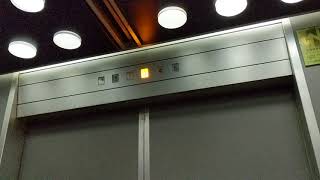 仙台市「BELLAビル２」の日立製エレベーター Quiet Hitachi hydraulic elevator in Sendai Japan