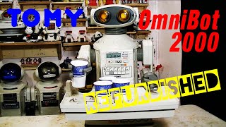 Another OmniBot 2000, this time with tray.