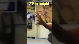 abiodun adegoke THE MOST TALLEST BASKETBALL PLAYERS IN THE WORLD 7'11 IN HEIGHT #short