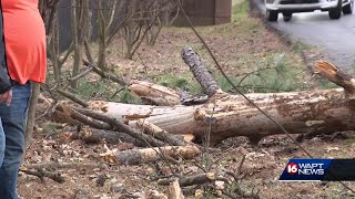 2 separate deaths blamed on Mississippi storms