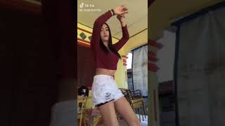 ចែនិងចង្កេះបានណាស់Sexy Girl Hot Dance