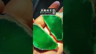 震惊整个玉石界，老师傅切开帝王绿，愣了38.88秒 #翡翠原石 #緬甸翡翠 #jade #翡翠原石直播