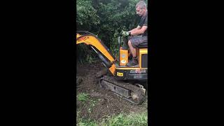 Force 310 mini excavator Árok tisztítás / ditch cleaning