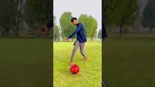 Football Nutmeg Skill Tutorial🔥🤯#football #footballshorts #footballskills #shorts #soccer