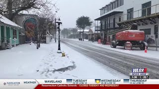 LIVE: Heavy snow showers continue in downtown Ocean Springs