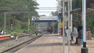 High Speed Ernakulam WDM3A - Nizamuddin Ernakulam Duronto Express through Kasaragod Railway Station