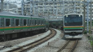 上野東京ライン東海道線直通普通熱海行きE231系1551EU591宮ヤマ+E231系U20宮ヤマがJR大船駅から発車！【JR大船駅、令和5年5月28日日曜日】