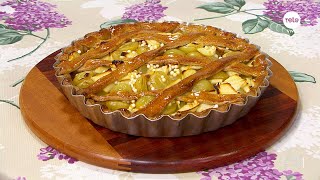 Grape and apple tart