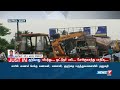 லாரி மீது கார் மோதி விபத்து ஓட்டுநர் பலி thiruchi lorry accident