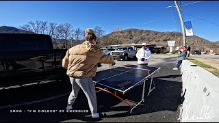 Gatlinburg, TN Vacation Vlog.  Ping Pong With Strangers In A Restaurant Parking Lot !!