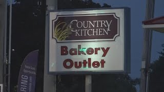 Police investigate shooting at Waterville store