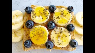 Banana and Blueberry Toast : กล้วยหอมและบลูเบอรี่โทส