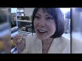 CBS 8's Marcella Lee checks out the ballpark food at Petco Park in 2004