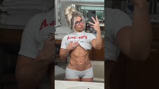 Carrie June, beleza sem igual 🍑❤️🔥💪