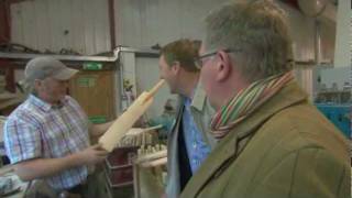 NEWBERY BATS featured on BBC's CELEBRITY ANTIQUES ROADSHOW