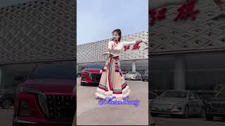 #tibetan #藏族 #藏族锅庄舞 #tibetanbeauty #shortstoday #春熙路街拍 #shortstops #shortstrending #bestdancer