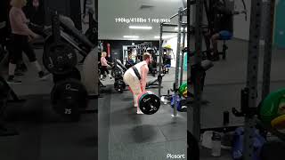 190kg/418lbs 1 rep max.