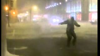 Sidewalk Wind Surfing In Chicago