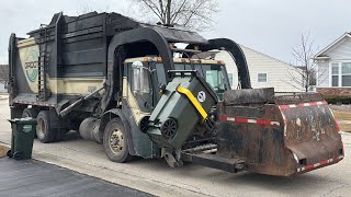 Groot Mack LE McNeilus Pacific Curotto Can Garbage Truck