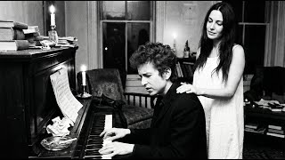 Bob Dylan Married Sara in Secret – Then Wrote 'Sad Eyed Lady' on Their Wedding Night