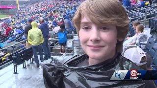 Kansas City Royals host area students for a rainy School Day at The K