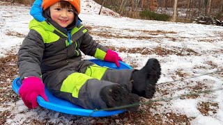 Playing in the Snow! Winter Outdoor Activities for Children | SNOW Sledding on ICE. Videos for Kids