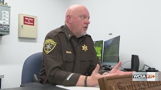 Macon County deputy charged with several crimes after driving away from fellow deputies