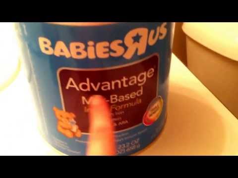 Mia's first formula feeding Mia's first formula feeding