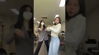 사무실에서 몰래 ZOOM 챌린지 찍는 ENFP  #shorts #mbti #enfp #zoomchallenge #challenge #tiktok #jessi