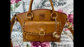 What's in my Dooney & Bourke Florentine Pocket Satchel