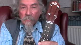 Stan Gee plays 'Auntie Maggie's Homemade Remedy on Gibson UB-2