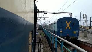 MEMU Express Vs Yelagiri Express | Parallel arrival | Chennai Central | IRFCA