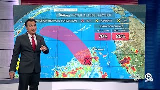 National Hurricane Center monitors 2 tropical waves in Atlantic Ocean